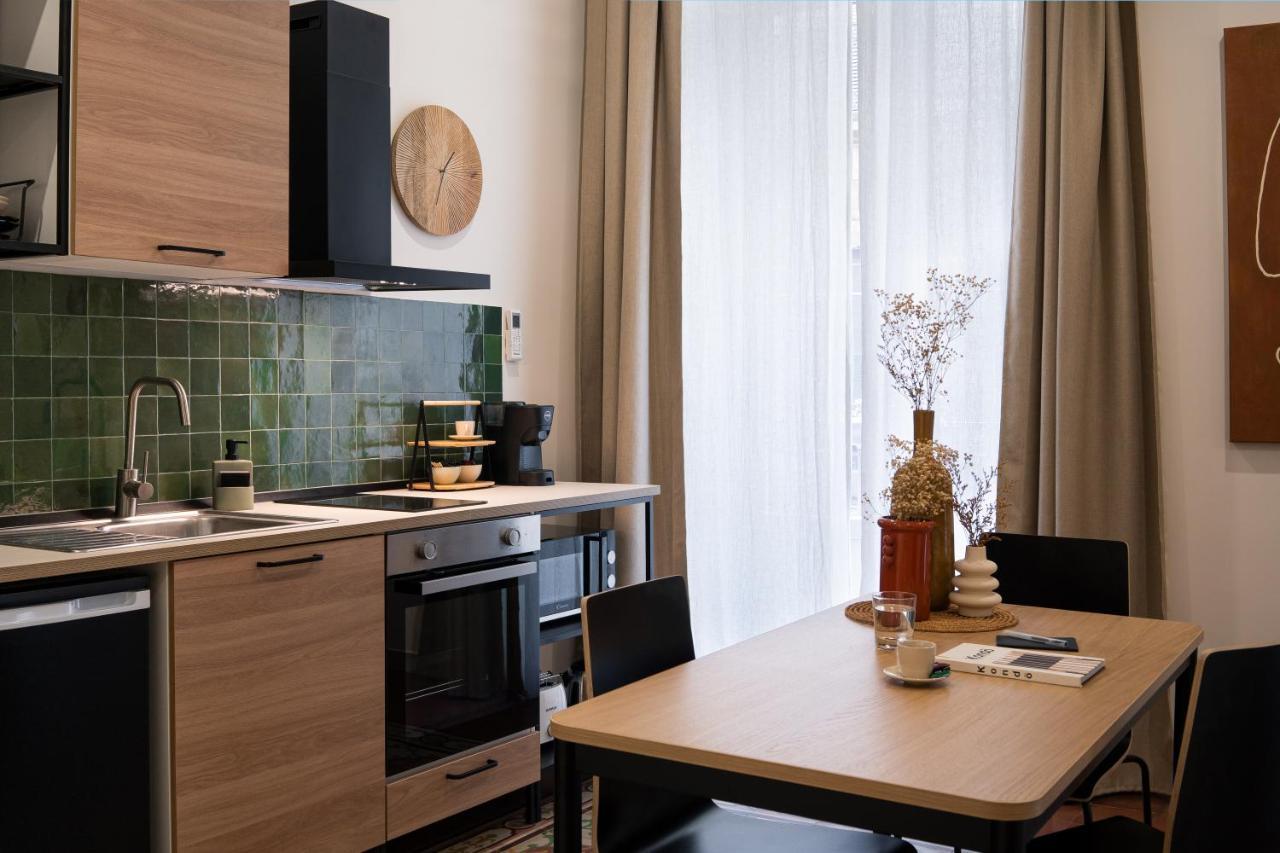 Kondo Maisons Catánia Buitenkant foto