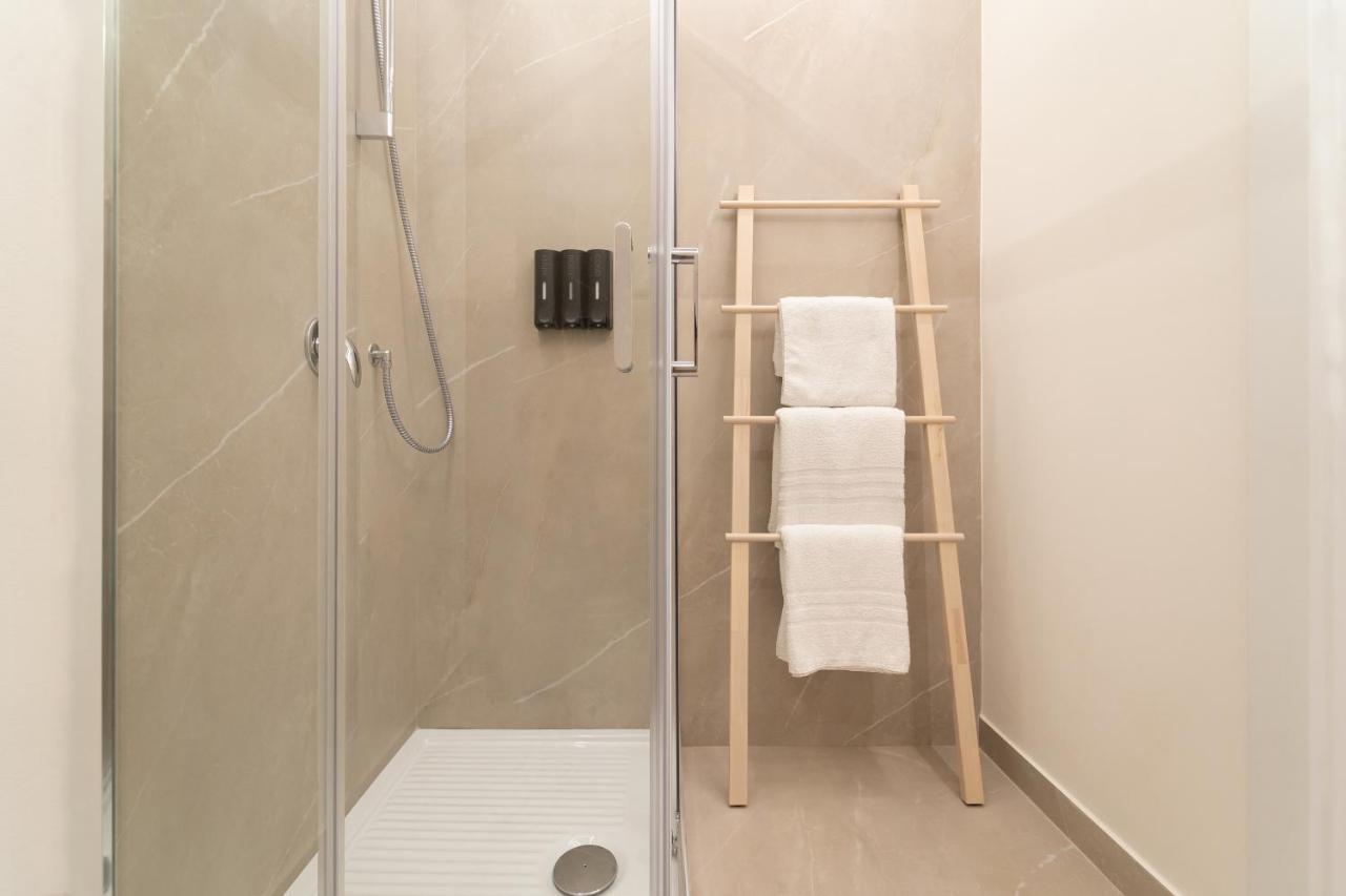 Kondo Maisons Catánia Buitenkant foto